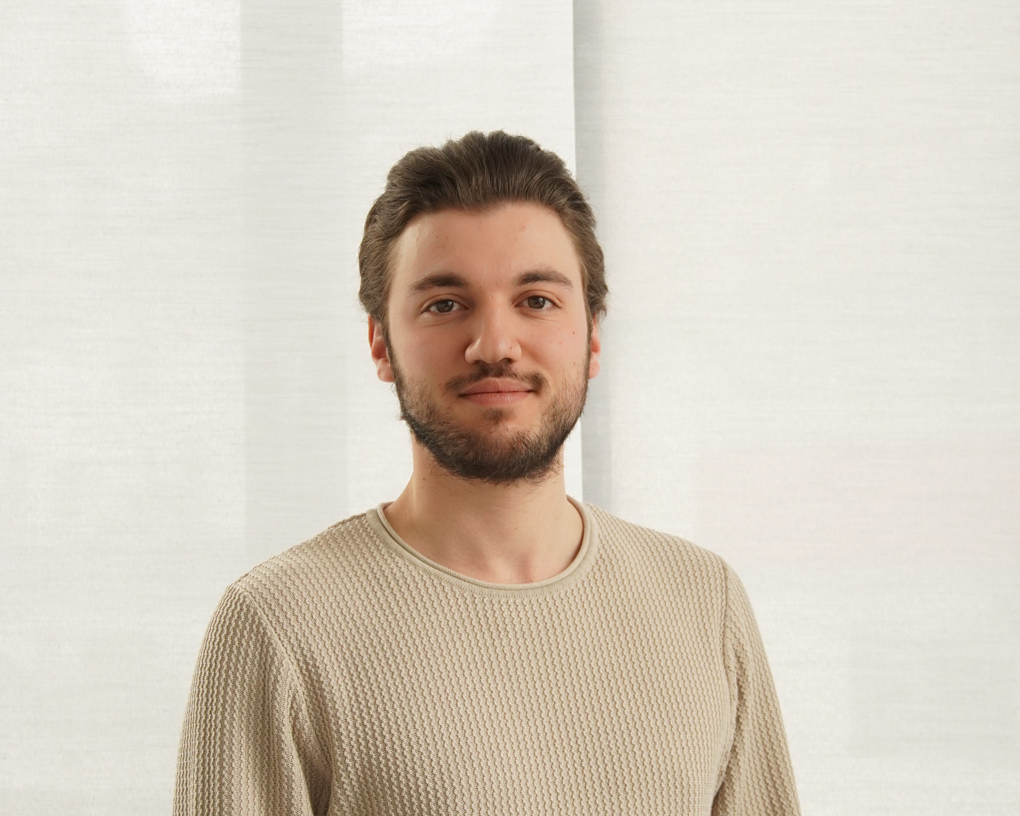 Dieser Text sollte beschreiben, was auf dem angezeigten Bild zu sehen ist.